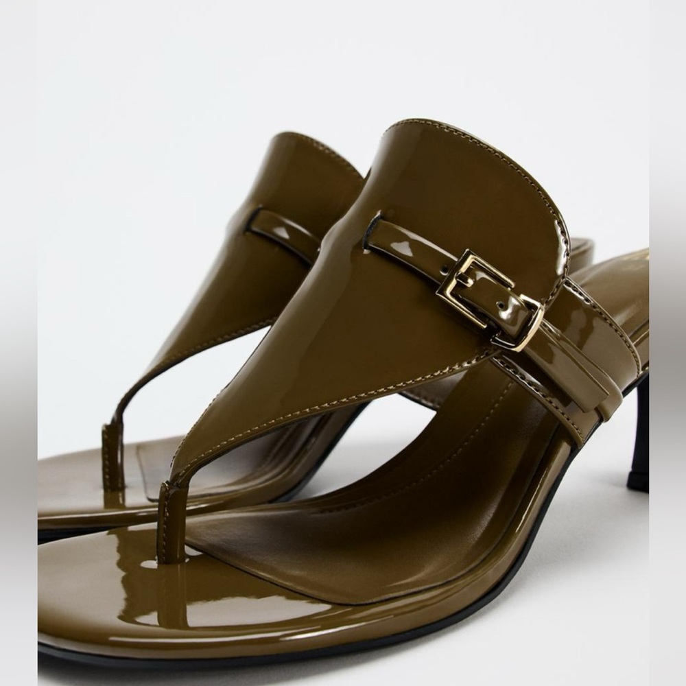 NWT Zara mule sandals thong Olive patent leather sz 37/6.5